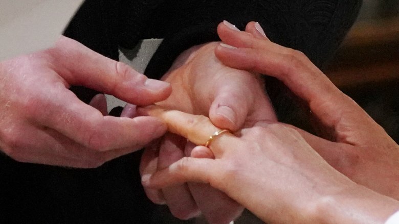 Meghan's Markle's welsh gold wedding band