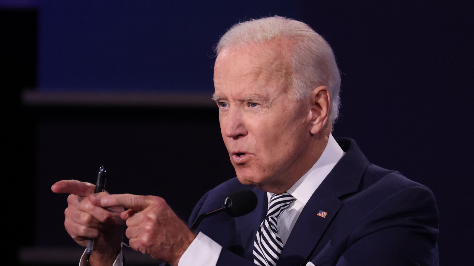 Expert Reveals What Joe Biden S Body Language At The First Presidential