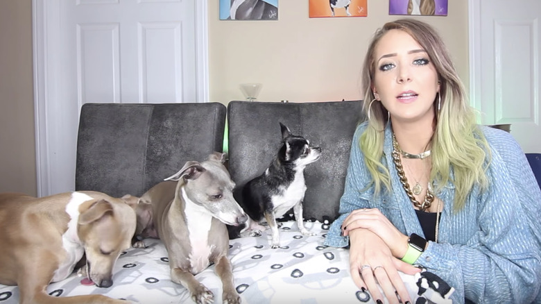 Jenna Marbles and her dogs