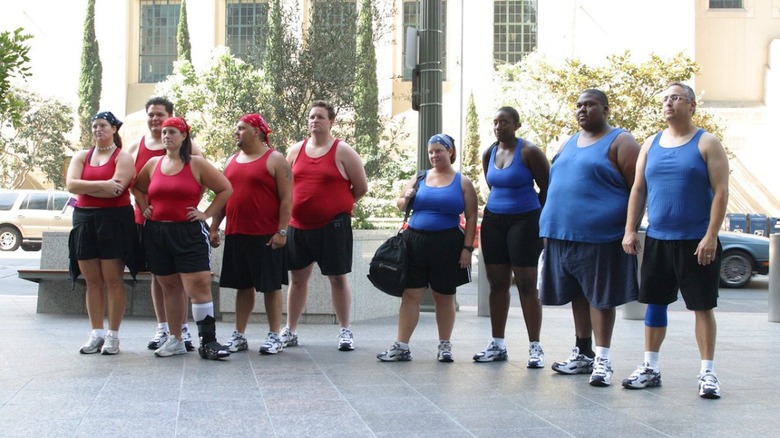 A blue team and a red team on The Biggest Loser