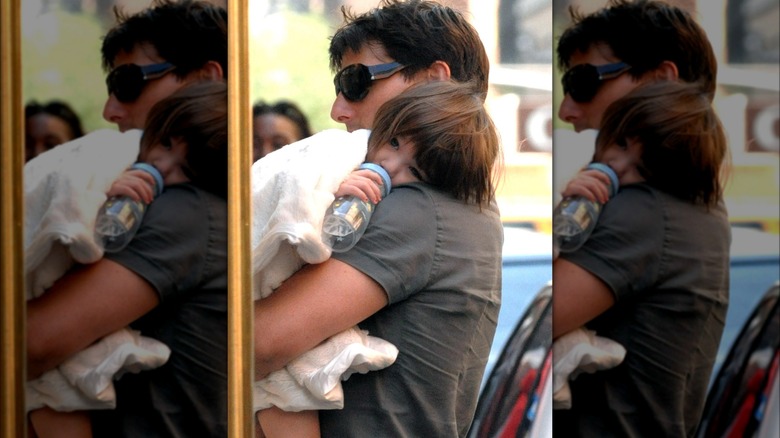 Tom Cruise and Suri Cruise in 2008