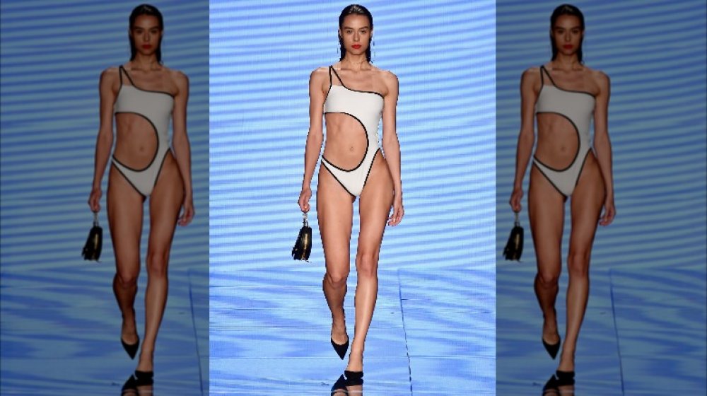 One-piece swimsuit fashion trend