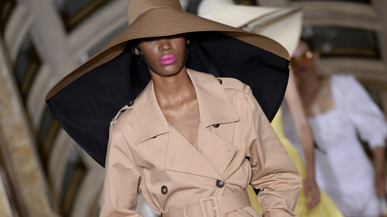 Model walking for Self-Portrait at New York Fashion Week 2019, showing off a 2020 fashion trend