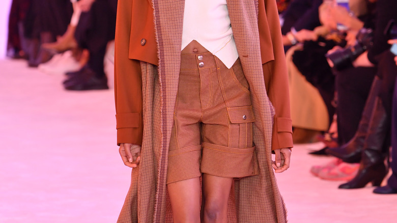 Model walks for Chloé, Fall 2019, showing off a fashion trend for 2020