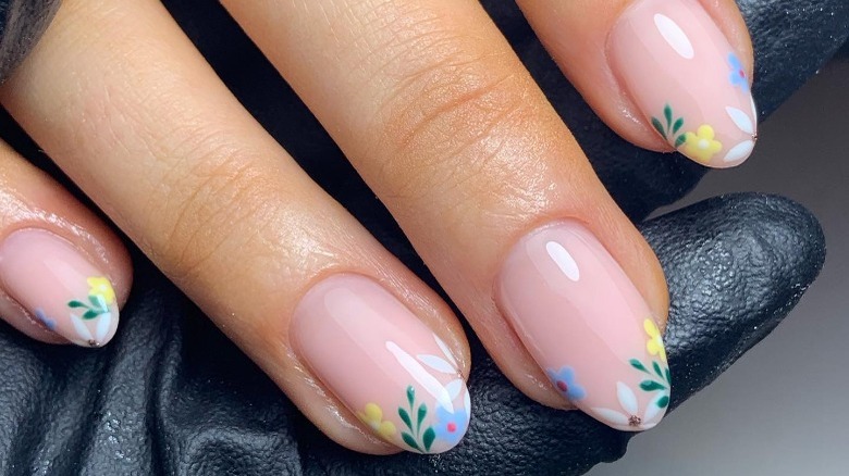 floral french tip manicure