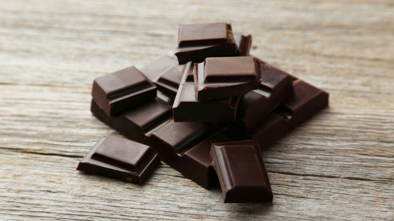 dark chocolate healing foods