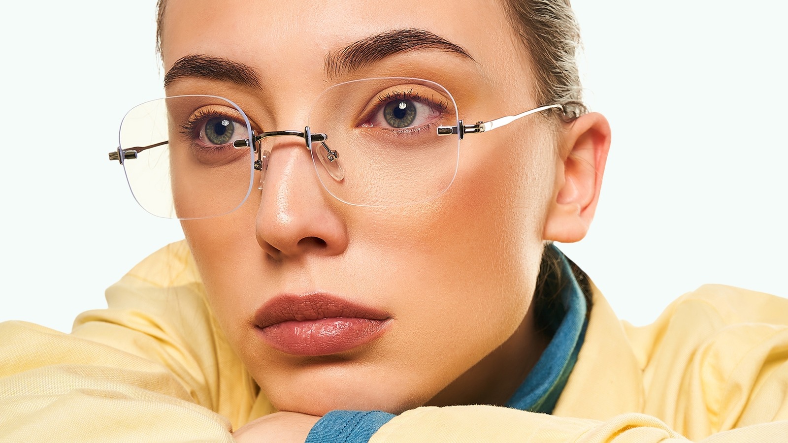 Frameless Glasses Are Aging You Try Out A Trendier Alternative To Freshen Up Your Wardrobe