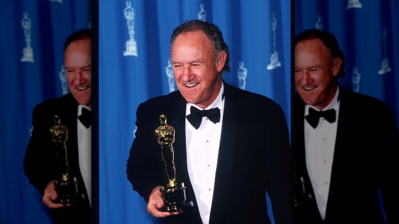 Gene Hackman holding his Oscar