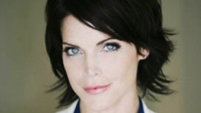 Lesli Kay as Lois General Hospital