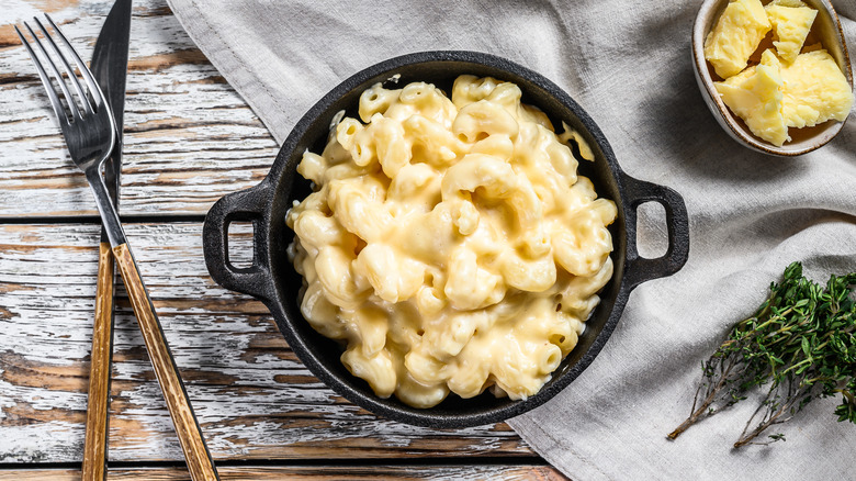 Homemade macaroni and cheese in cast iron dish