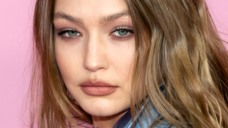 Gigi Hadid smizing