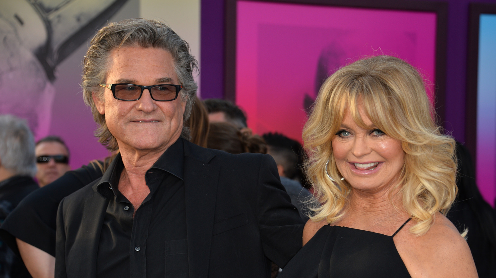 Goldie Hawn & Kurt Russell Are Unrecognizable In Throwback Oscars Video The List