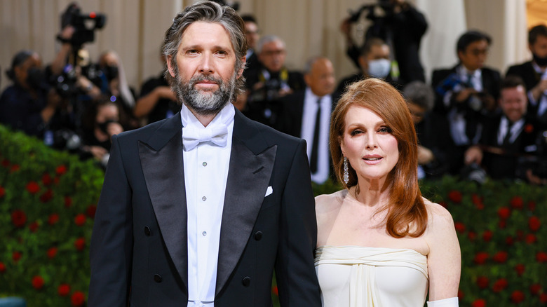 Bart Freundlich and Julianne Moore