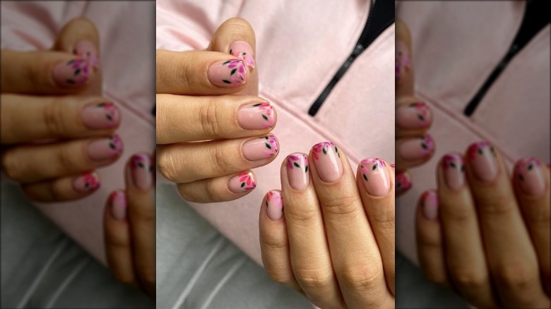 french tips with flowers