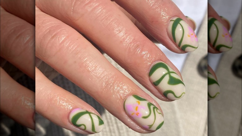 nails with orchid design