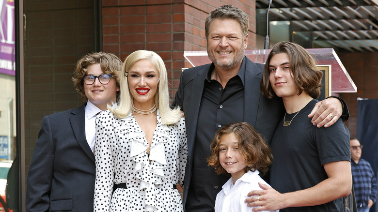 Gwen Stefani, her sons, and Blake Shelton pose together