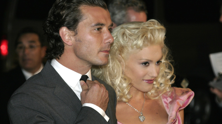 Gwen Stefani and Gavin Rossdale posing for photos