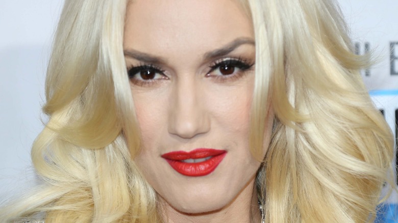 Gwen Stefani poses on the red carpet