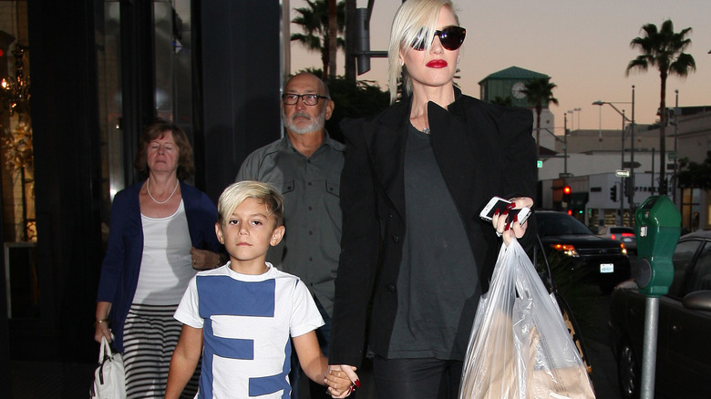 Gwen Stefani walking with her son 