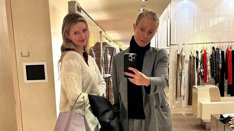 Apple Martin and Gwyneth Paltrow mirror selfie 