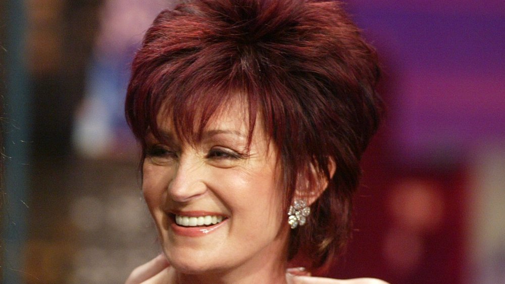 Sharon Osborn in 2004 with the "Karen" haircut