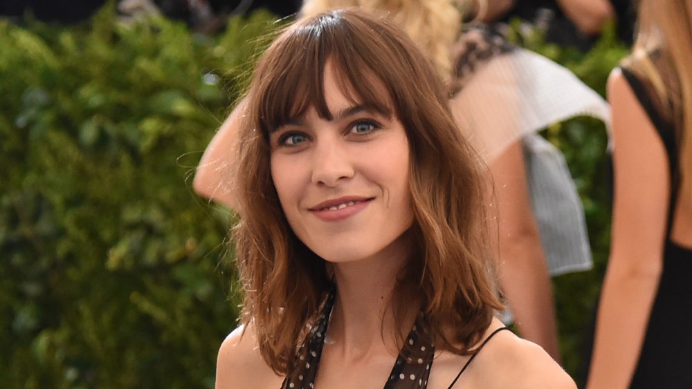 Alexa Chung's sophisticated shag, a haircut you'll be asking for in spring 2020 