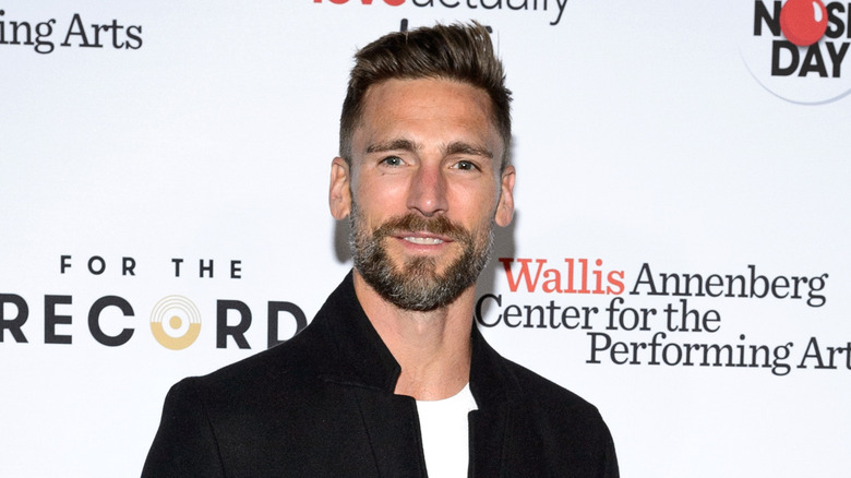 Hallmark's Andrew Walker Left His Good Guy Persona Behind For A Role On ...