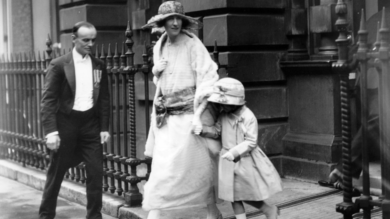 Fenella Bowes-Lyon with one of her daughters