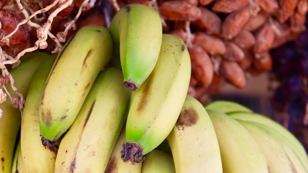 Dates and bananas