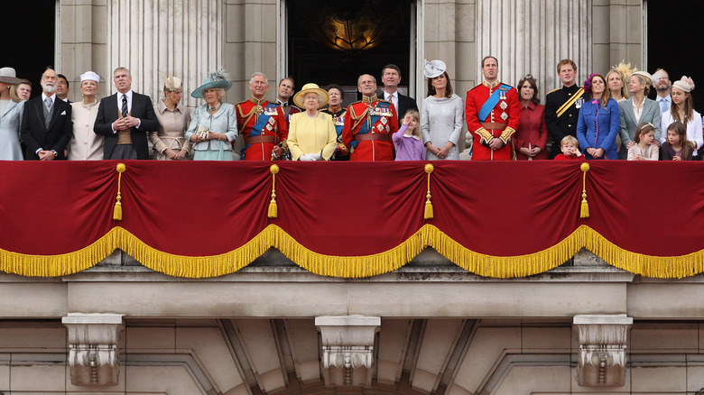 The royal family on balcony