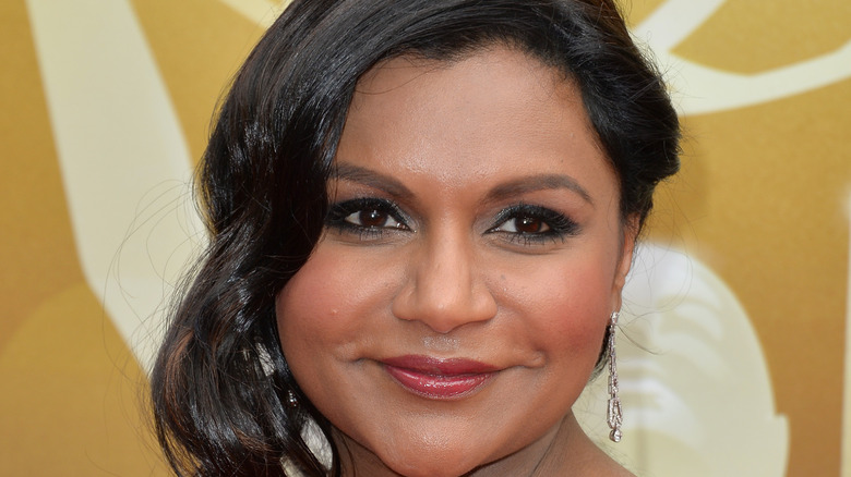 mindy kaling closed mouth smile