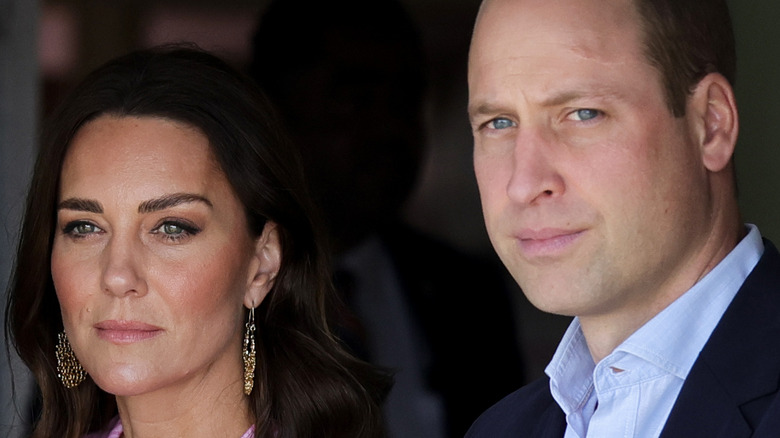 Kate Middleton and Prince William pose for photo