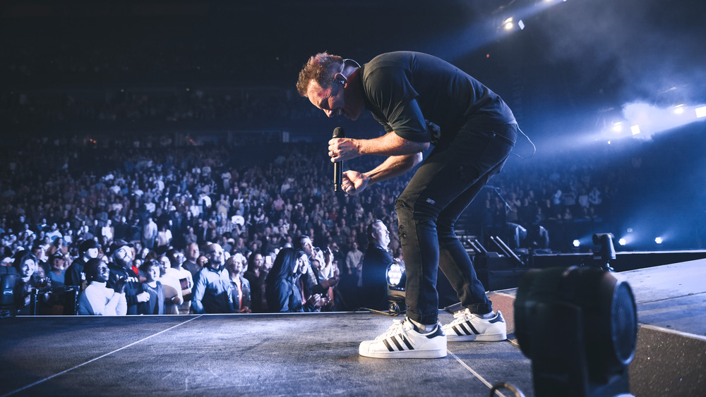 Chris Tomlin performing