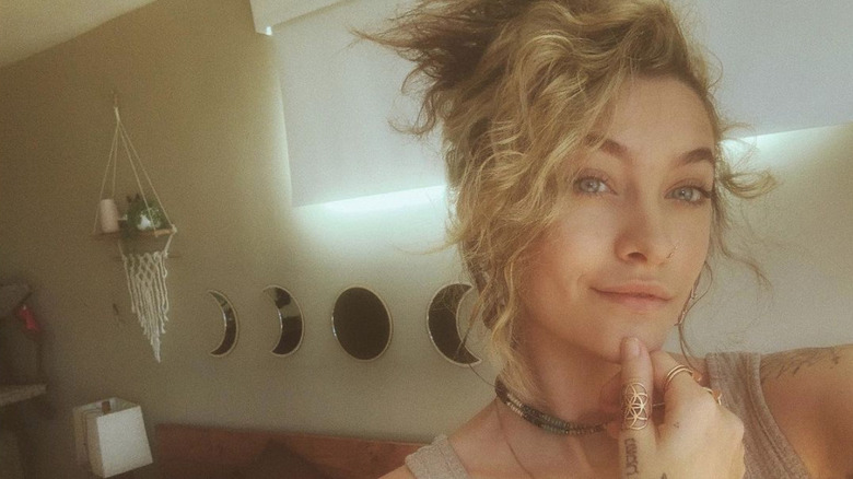 Paris Jackson selfie