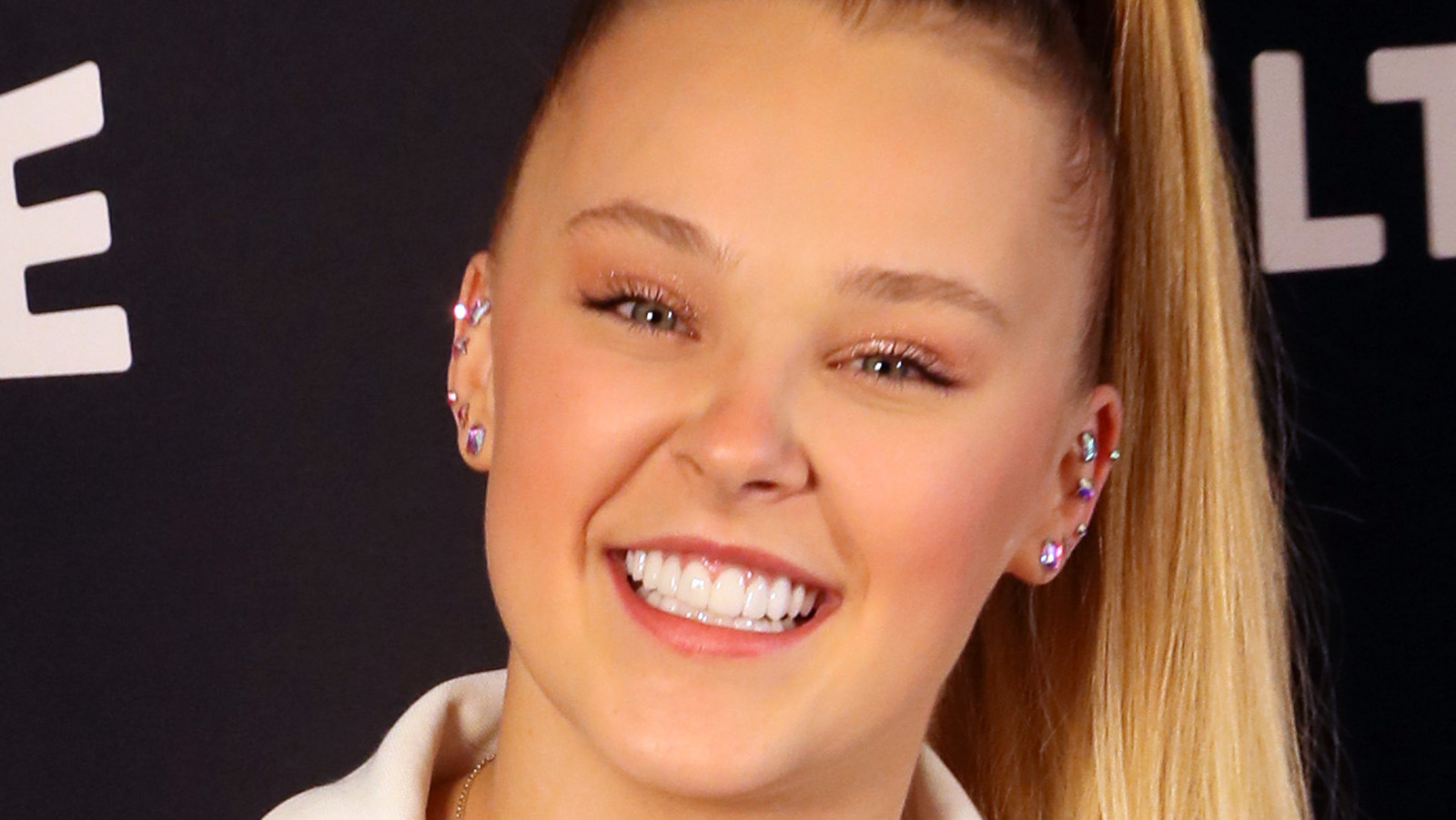 Here's How Tall Jojo Siwa Really Is