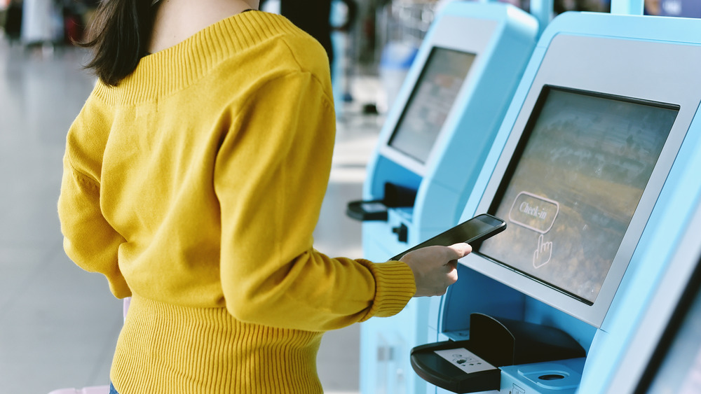 Traveler Using Self-Check-in