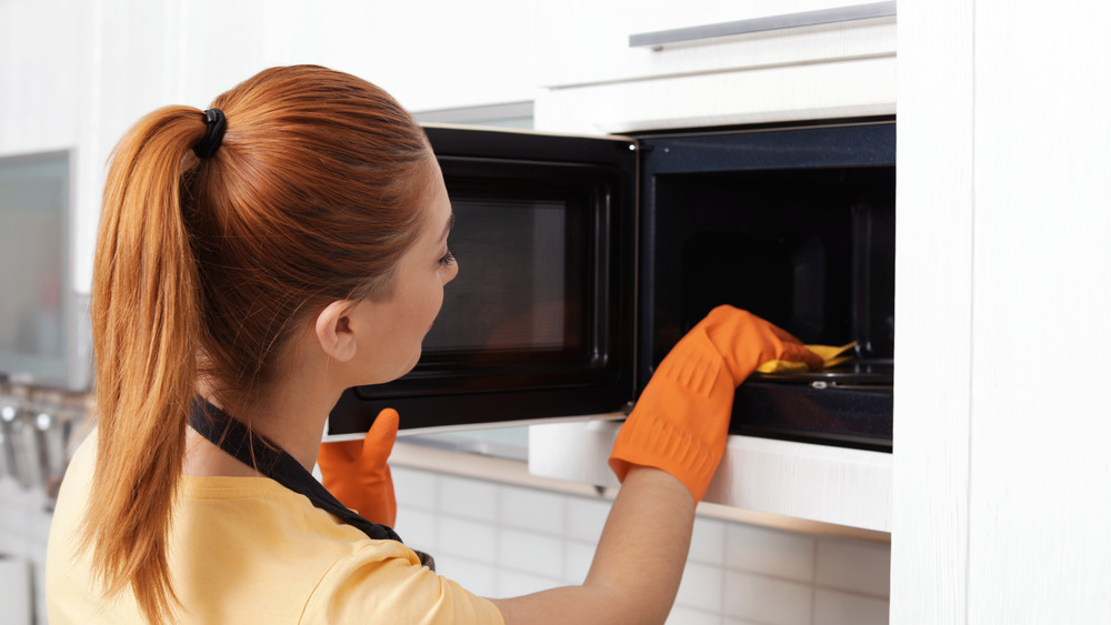 Microwave cleaning tips 