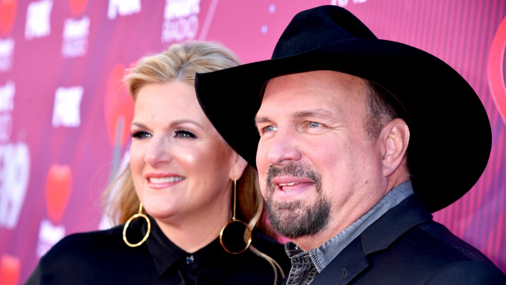 Trisha Yearwood and Garth Brooks 