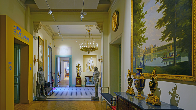 interior of musee marmottan monet