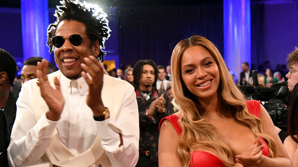 Jay-Z, Beyoncé clapping