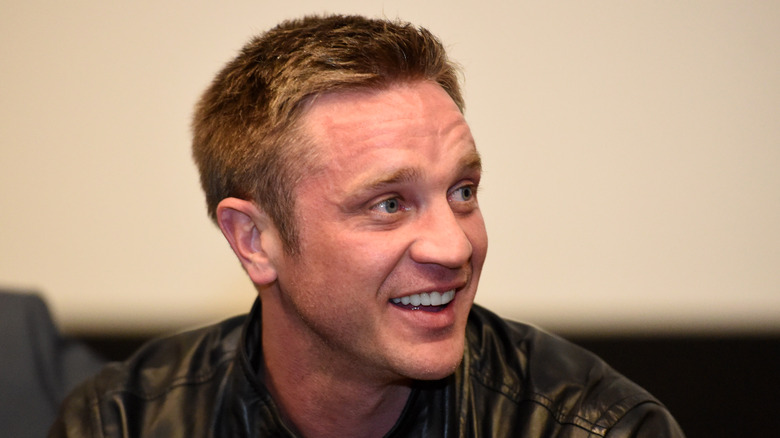 Devon Sawa with great teeth