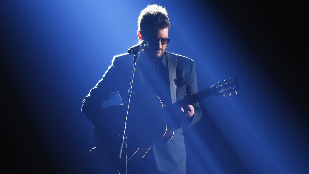 Eric Church performing "Through My Ray-Bans"