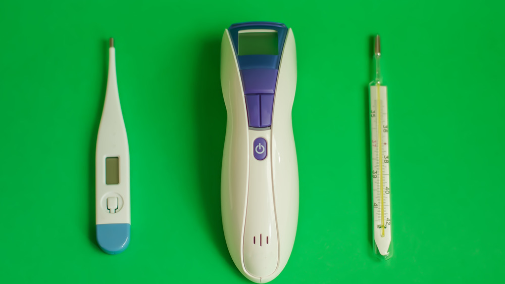 Ear, contactless and mercury thermometers 