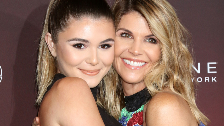 Olivia Jade hugging Lori Loughlin