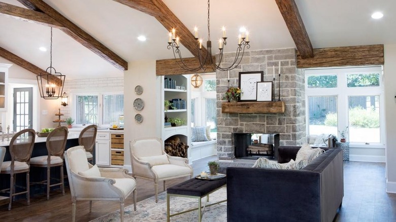 Living room and kitchen from "Fixer Upper", farmhouse chic