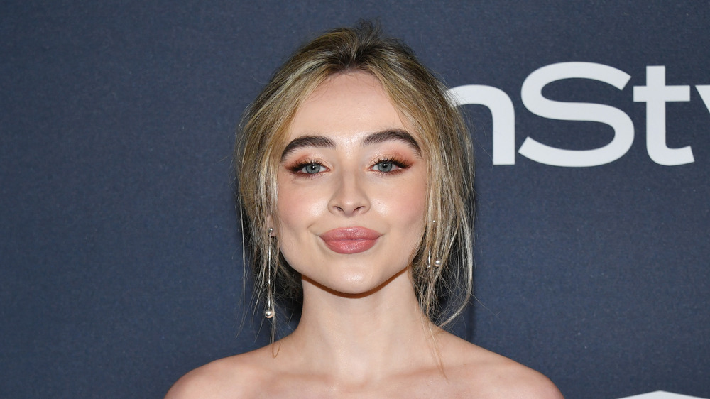 Sabrina Carpenter smiling 