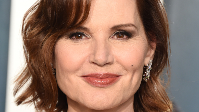 Geena Davis closed mouth smile