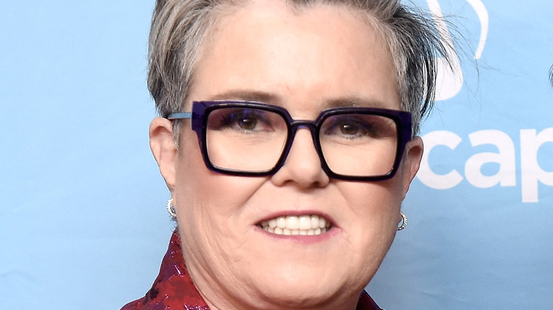 Rosie O'Donnell glasses smiling