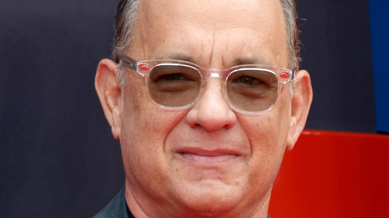 Tom Hanks sunglasses smile