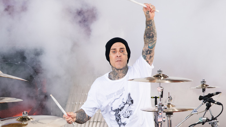 Travis Barker drumming